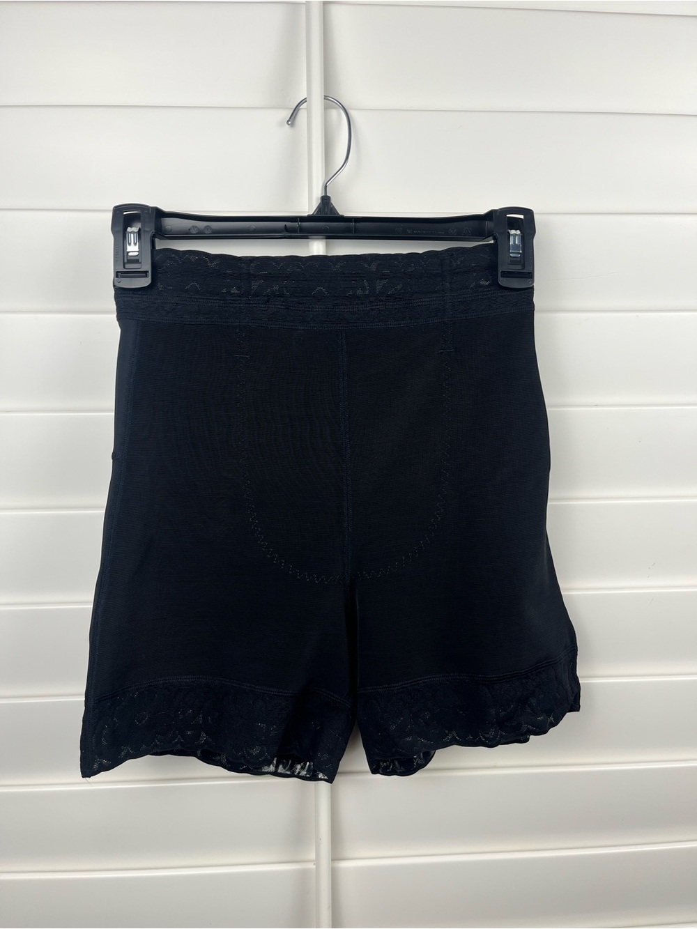 Araiza’s Boutique Waist Trainer Compression Shapewear Shorts Black Size L